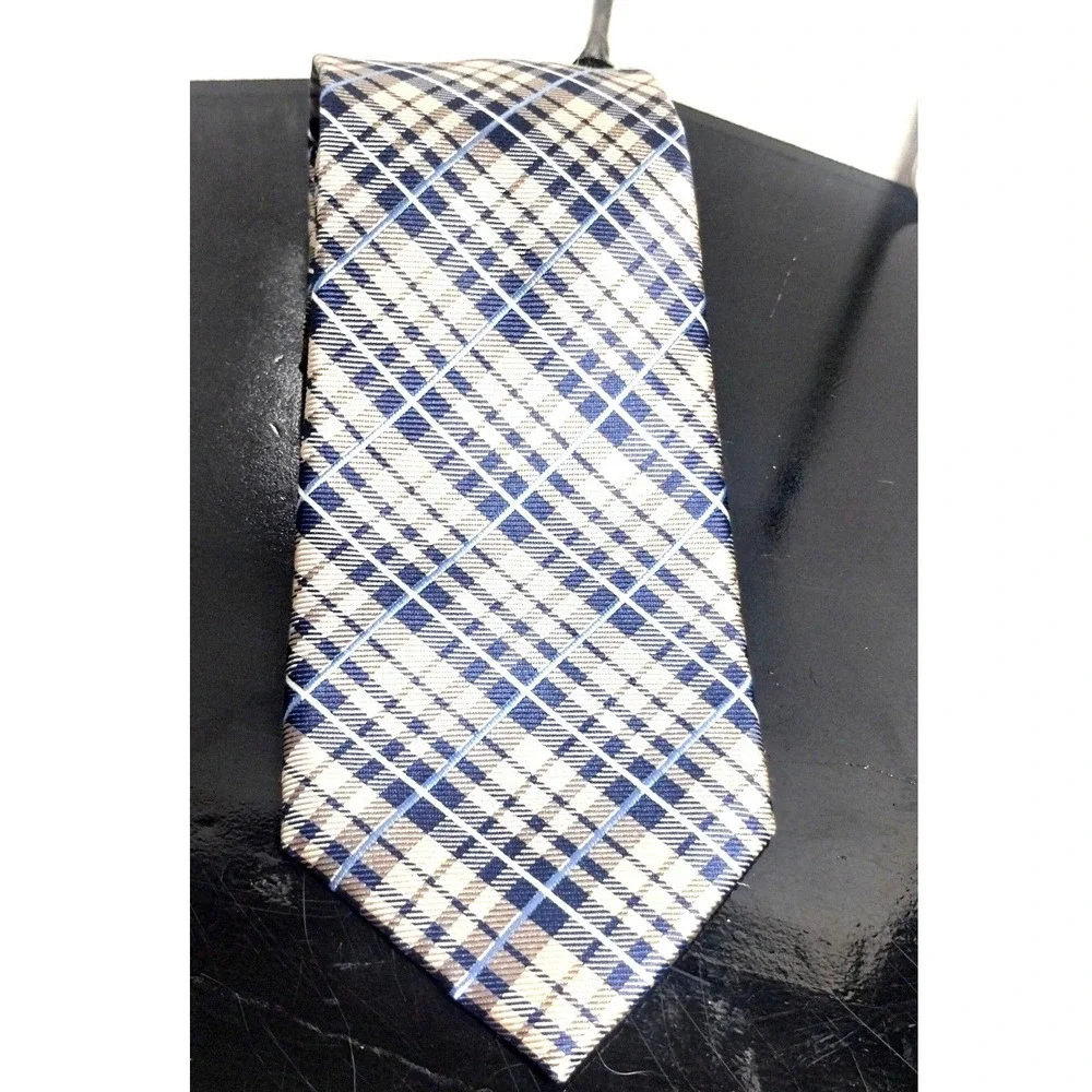 Tommy Hilfiger Mens Silk Necktie Tan Blue White Plaid Tartan Classic 3.25 Inch